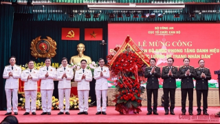 Dấu mốc Anh hùng và trách nhiệm tiên phong trong công tác cán bộ