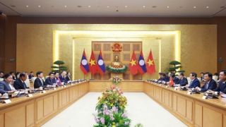 Đưa quan hệ hai nước Việt Nam-Lào phát triển ngày càng đi vào chiều sâu