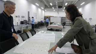 Chuyện làm giấy polymer in tiền