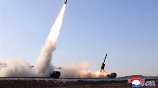 Triều Tiên phóng tên lửa, phát tín hiệu tăng cường răn đe hạt nhân