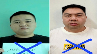 Công an tỉnh An Giang bắt, bàn giao 2 đối tượng truy nã người Trung Quốc