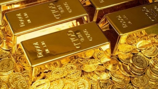 Giá vàng vọt lên trên 180 triệu đồng/lượng