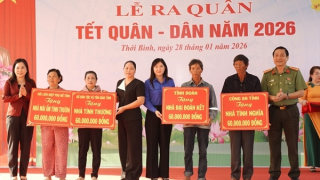 Xuân yêu thương hướng về cơ sở