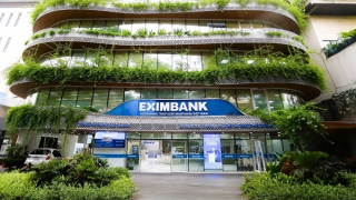 Eximbank báo lãi hơn 1.500 tỷ đồng, ưu tiên dự phòng rủi ro trong giai đoạn chuyển đổi