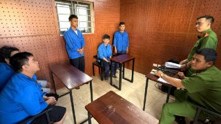 Triệt phá đường dây cá độ bóng đá gần 25 tỷ đồng