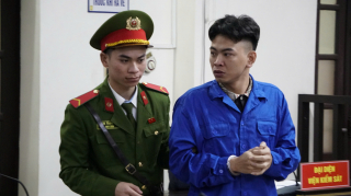 “Tổng tài” gây rối trật tự tại quán cà phê ở Hà Nội lĩnh 24 tháng tù