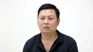 Đối tượng cầm đầu đường dây thuốc lá lậu gửi tại các bưu cục ra đầu thú