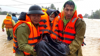 Tình người trong thiên tai, hoạn nạn…