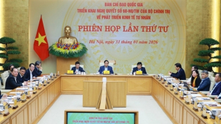 Nhà nước thực hiện “5 thông”, doanh nghiệp thực hiện “5 tiên phong” để phát triển kinh tế tư nhân
