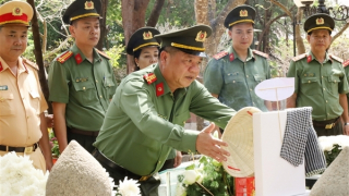 Hành trình về “địa chỉ đỏ” bồi đắp lý tưởng, dấn thân vì an ninh Tổ quốc