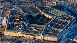 Vụ rò rỉ tài liệu quốc phòng Mỹ gây tranh cãi