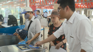 Hà Nội Metro áp dụng cổng soát vé định danh, sinh trắc học trên cả hai tuyến