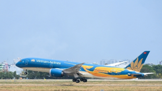 Nhiều đường bay dịp cao điểm Tết đã kín chỗ