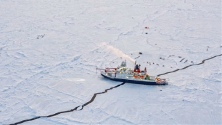 Bắc Cực, “nguồn nhiệt” cạnh tranh đang sôi dưới lớp băng