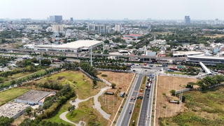 TP Hồ Chí Minh định hình các ngành dịch vụ cao cấp, hiện đại