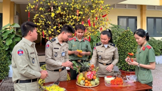 Đại học ANND tổ chức nhiều hoạt động đón Tết Nguyên đán cho học viên Campuchia