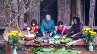 Về nhà đêm ba mươi