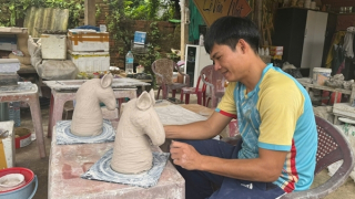 Làng gốm 500 năm tuổi  đỏ lửa đón Tết