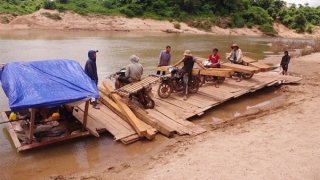 Đêm trắng chống buôn lậu và hàng cấm trên tuyến biên giới Quảng Trị