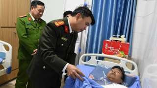 Biểu dương tinh thần dũng cảm của Tổ trưởng bảo vệ ANTT