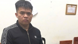 Buôn bán sản phẩm từ ngà voi, một đối tượng bị bắt