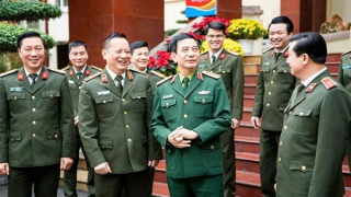 Đại tướng Phan Văn Giang thăm, chúc Tết cán bộ, chiến sĩ Bộ Tư lệnh Cảnh vệ