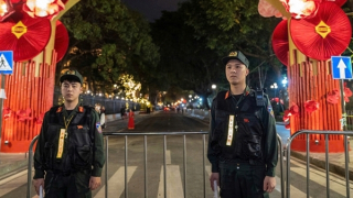 Theo chân Công an Thủ đô trong thời khắc thiêng liêng chuyển giao năm mới