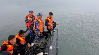 Lữ đoàn Đặc công Hải quân 126 điều động 20 đặc công người nhái tìm người mất tích trên hồ Thác Bà