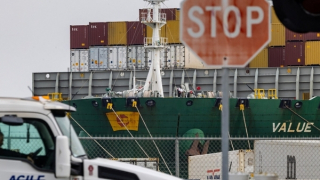 Mỹ để ngỏ khả năng nâng thuế nhập khẩu lên 15%