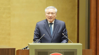 Thể chế hóa đầy đủ, đồng bộ các chủ trương chiến lược của hai nghị quyết của Bộ Chính trị