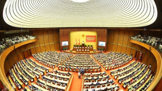 Party chief urges stronger material, spiritual internal capacity in new era