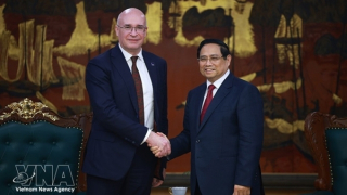 Prime Minister urges closer ties between Vietnamese, Russian news agencies