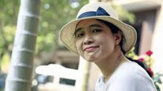 Nhà thơ Ly Hoàng Ly - cấu trúc mới của siêu thực hiện sinh