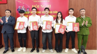 Công an TP Hà Nội chủ động trong công tác nắm, tạo nguồn đăng ký tham gia nghĩa vụ Công an nhân dân