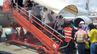 Người đi máy bay được hưởng lợi gì từ việc giảm thuế xăng, dầu hàng không?