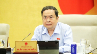 Chủ tịch Quốc hội kỳ vọng người dân có thể thực hiện việc công chứng tại nhà