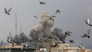 Vùng Trung Đông hứng "sóng lớn" sau tuyên bố của Tổng thống Mỹ