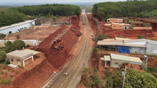 Đồng Nai: Khẩn trương giải quyết việc nhà dân chênh vênh khi đào đường