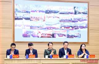 Bộ trưởng Lương Tam Quang tiếp xúc cử tri tại Đơn vị bầu cử số 3, tỉnh Hưng Yên