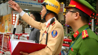 Hà Nội: Phường Hoàn Kiếm kiên quyết xử lý vi phạm trật tự đô thị khu vực đường sắt