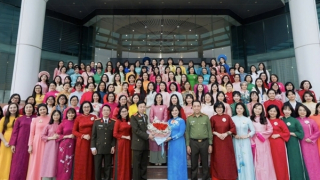 Lan tỏa tinh thần đoàn kết và khát vọng của phụ nữ Tổng Công ty viễn thông MobiFone