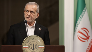 Tổng thống Iran gửi lời xin lỗi các nước vùng Vịnh