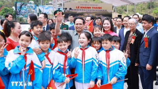 Cần biến núi rừng Tây Bắc trùng điệp thành của cải vật chất