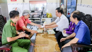 Đẩy mạnh ứng dụng VNeID hỗ trợ cử tri tra cứu thông tin bầu cử