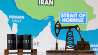 Giá dầu quốc tế tăng mạnh, phá kỷ lục 4 năm