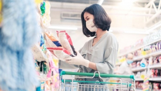 Giá xăng tăng mạnh ảnh hưởng đến tâm lý người tiêu dùng