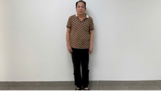 Vận động nhiều đối tượng truy nã ra đầu thú