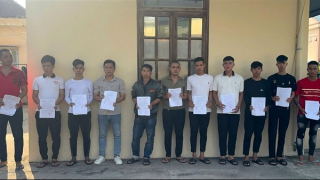 Bắt nhóm đối tượng gây rối trật tự công cộng và làm hư hỏng xe ô tô