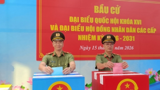 Cán bộ, chiến sĩ Công an phía Nam nô nức trong “Ngày hội non sông”