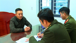 Cựu nhân viên ngân hàng "lột xác" thành “thần y”